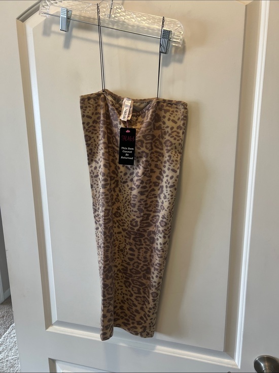 Nikibiki Tops - Nikibiki Leopard-Print Midi top in Taupe and Light Brown